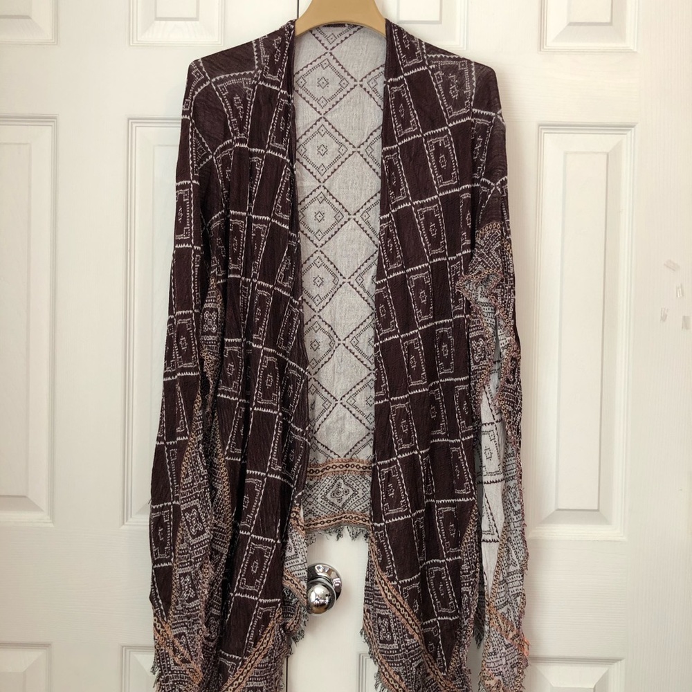 Urban Outfitters Shaw